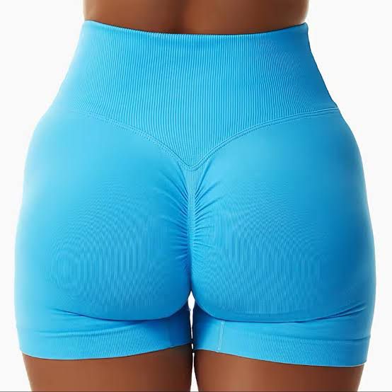 Short Deportivo con Pretina Cruzada